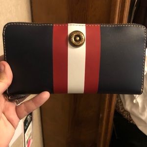 Ralph Lauren Women’s Wallet SOLD